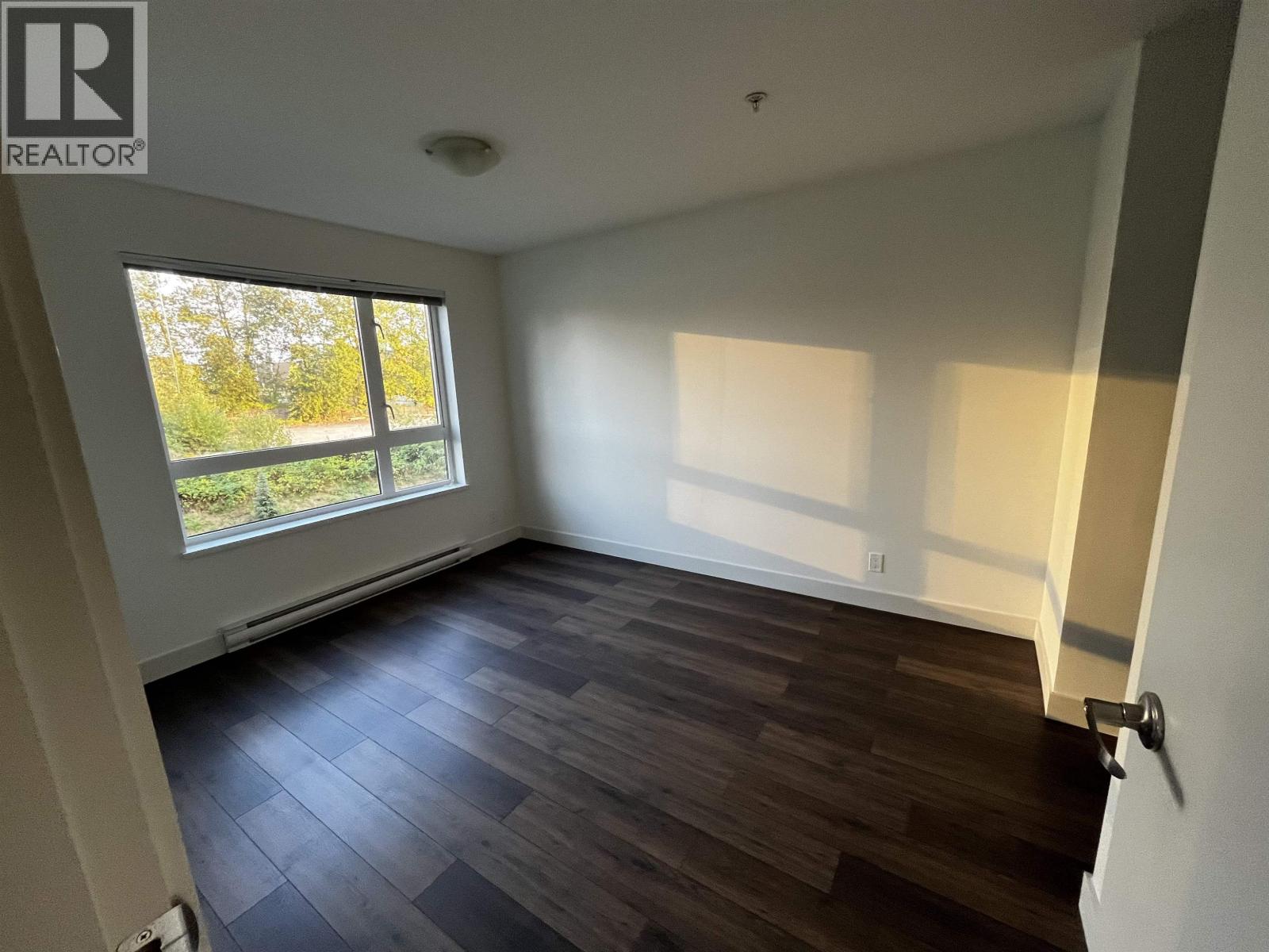 Photo 1 of 331 7088 14th Avenue, Burnaby BC