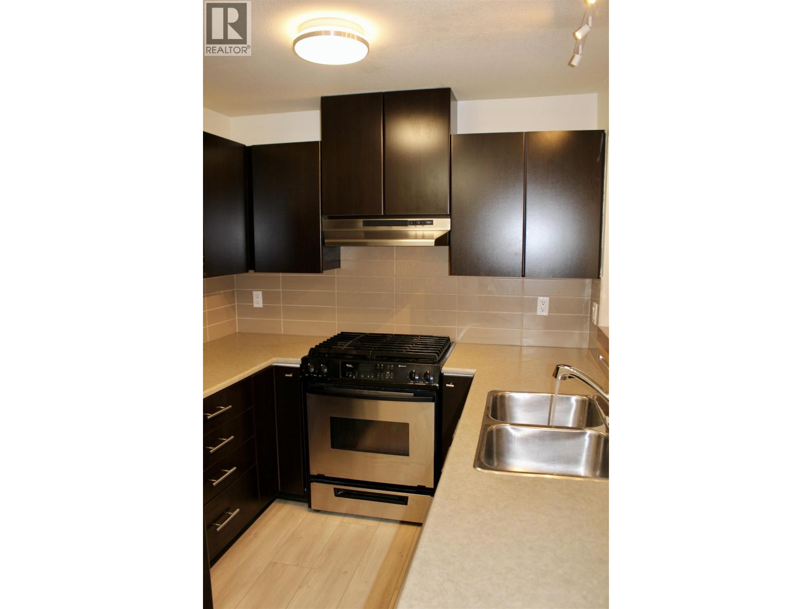 Photo 32 of 107 9329 University Crescent, Burnaby BC