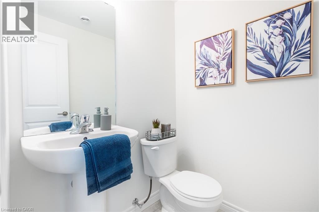 Photo 11 of 2620 Binbrook Road Unit 206, Binbrook ON