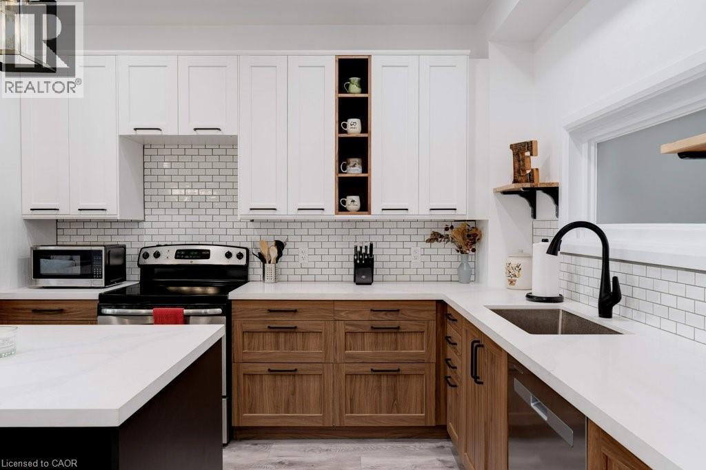 Photo 38 of 79 Browview Drive, Waterdown ON