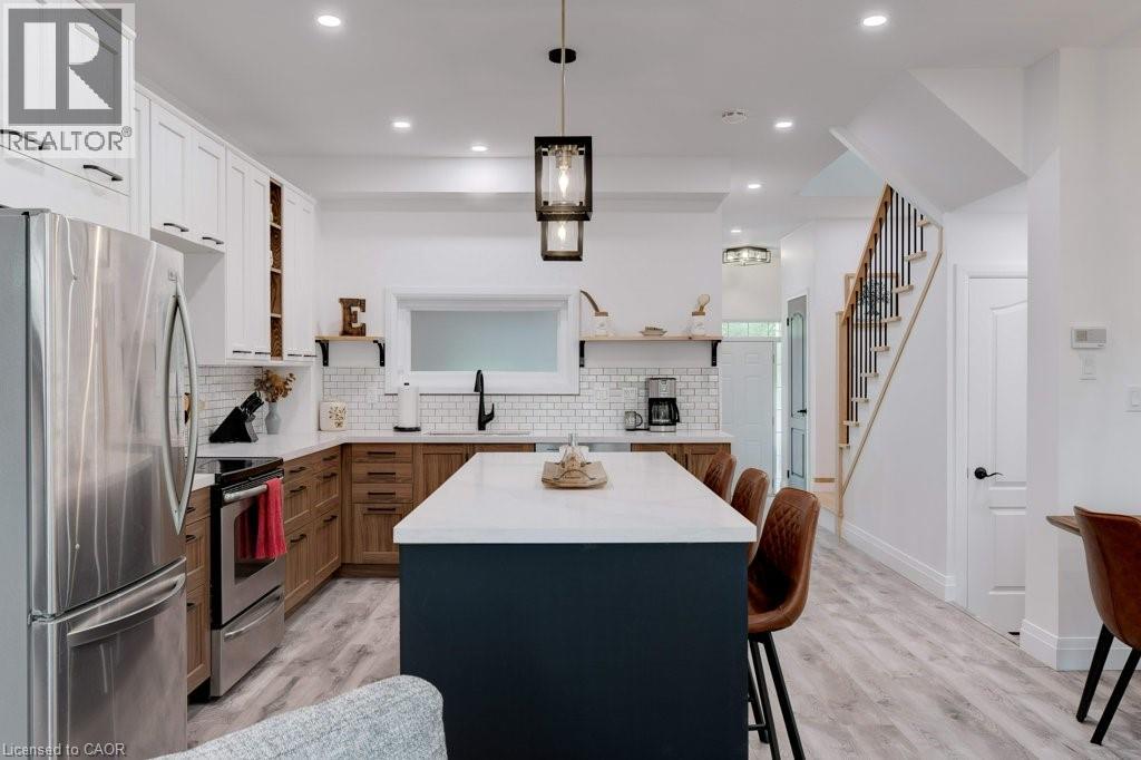 Photo 13 of 79 Browview Drive, Waterdown ON