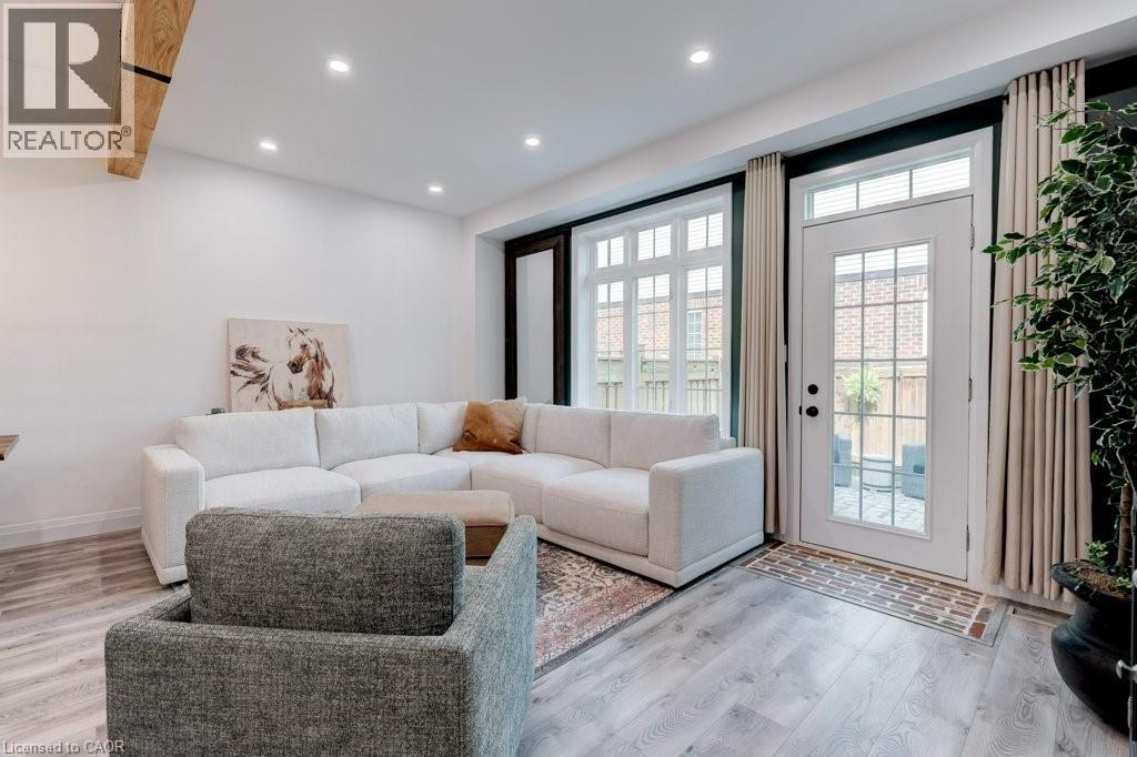 Photo 1 of 79 Browview Drive, Waterdown ON