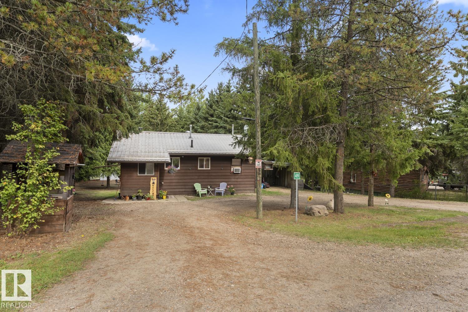 Photo 2 of 419 11121 Twp Rd, Rural St Paul County AB