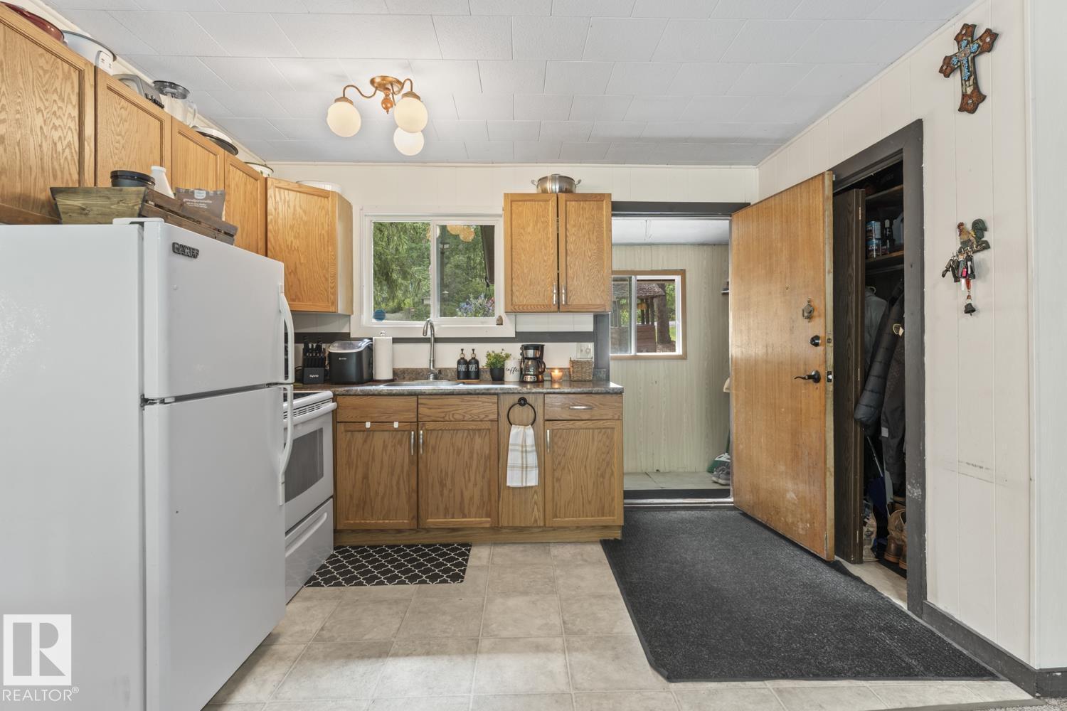 Photo 19 of 419 11121 Twp Rd, Rural St Paul County AB