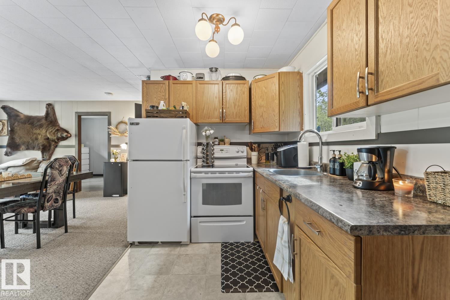 Photo 18 of 419 11121 Twp Rd, Rural St Paul County AB