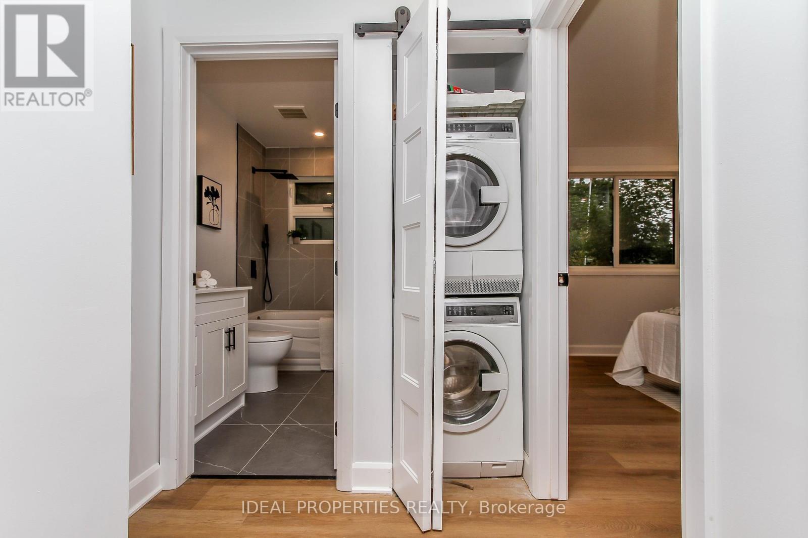 Photo 20 of 1796 Saunderson Drive, Ottawa ON
