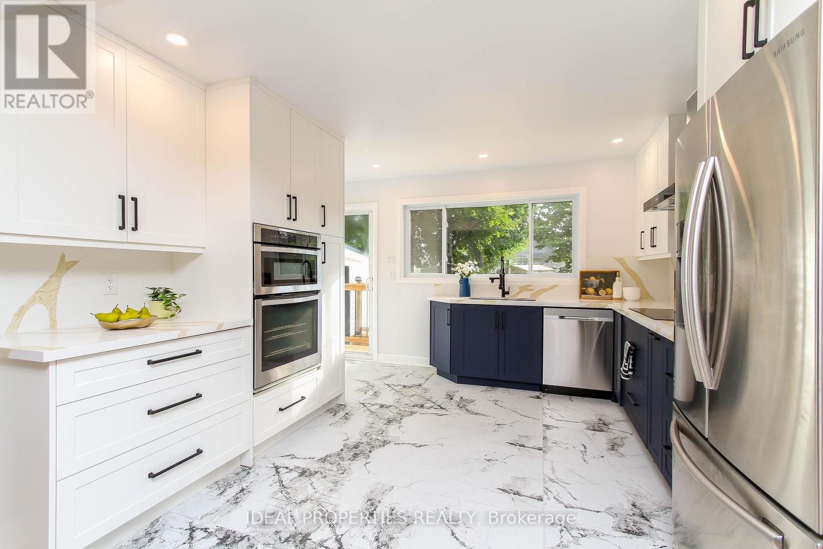 Photo 14 of 1796 Saunderson Drive, Ottawa ON