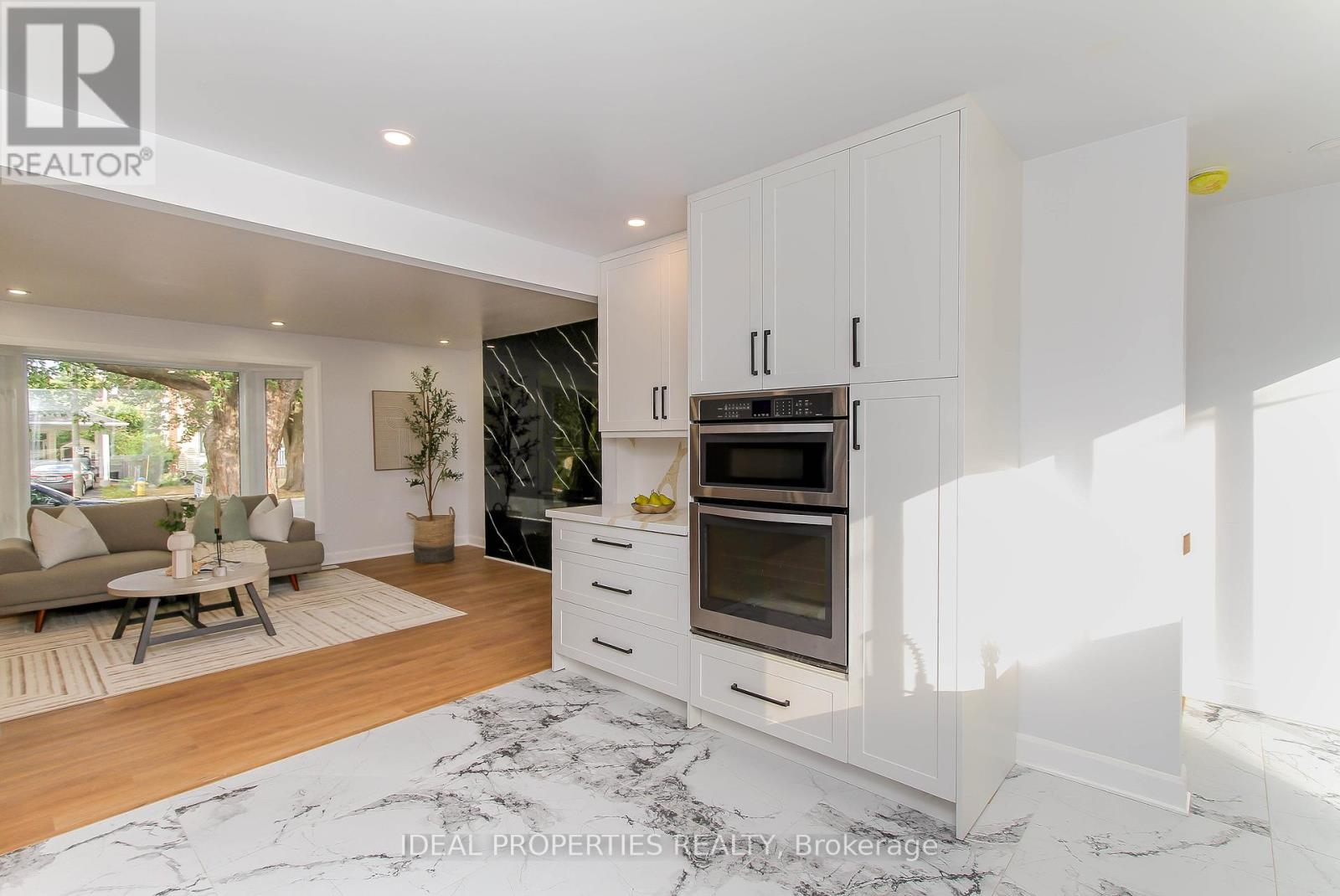 Photo 18 of 1796 Saunderson Drive, Ottawa ON