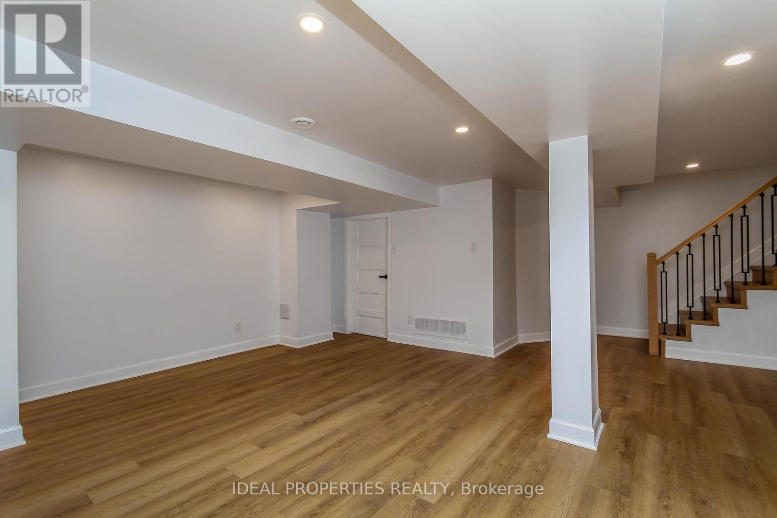 Photo 28 of 1796 Saunderson Drive, Ottawa ON