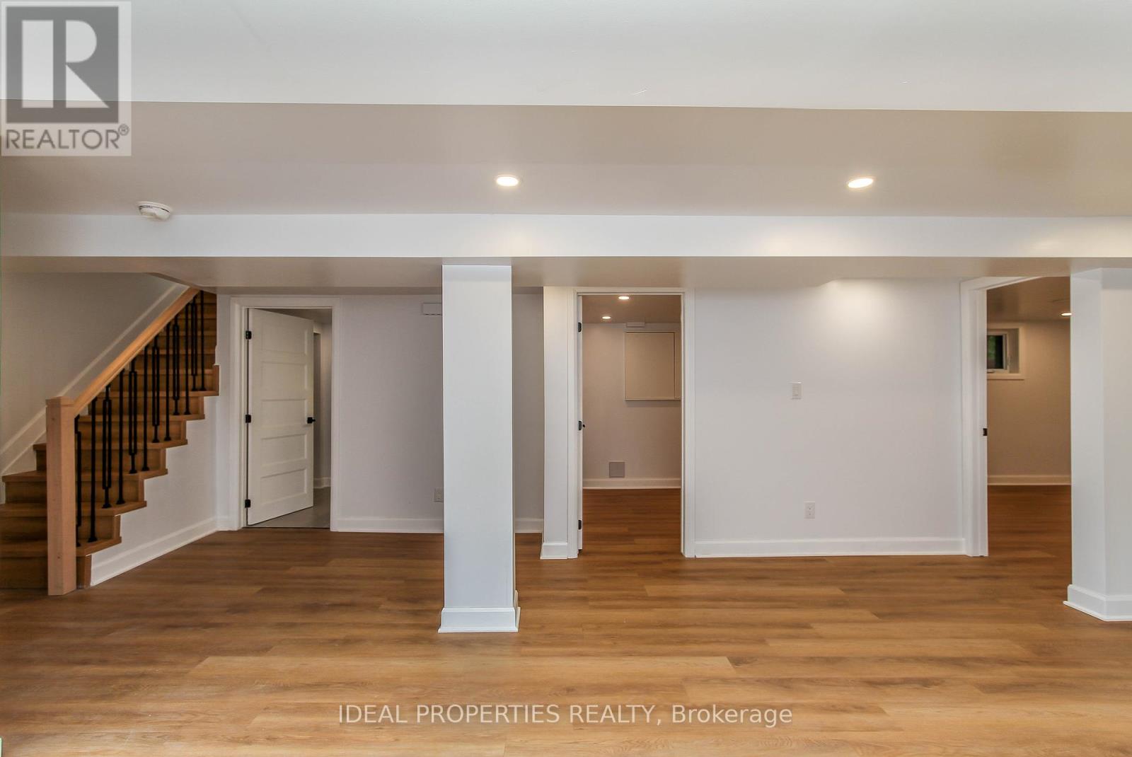 Photo 31 of 1796 Saunderson Drive, Ottawa ON