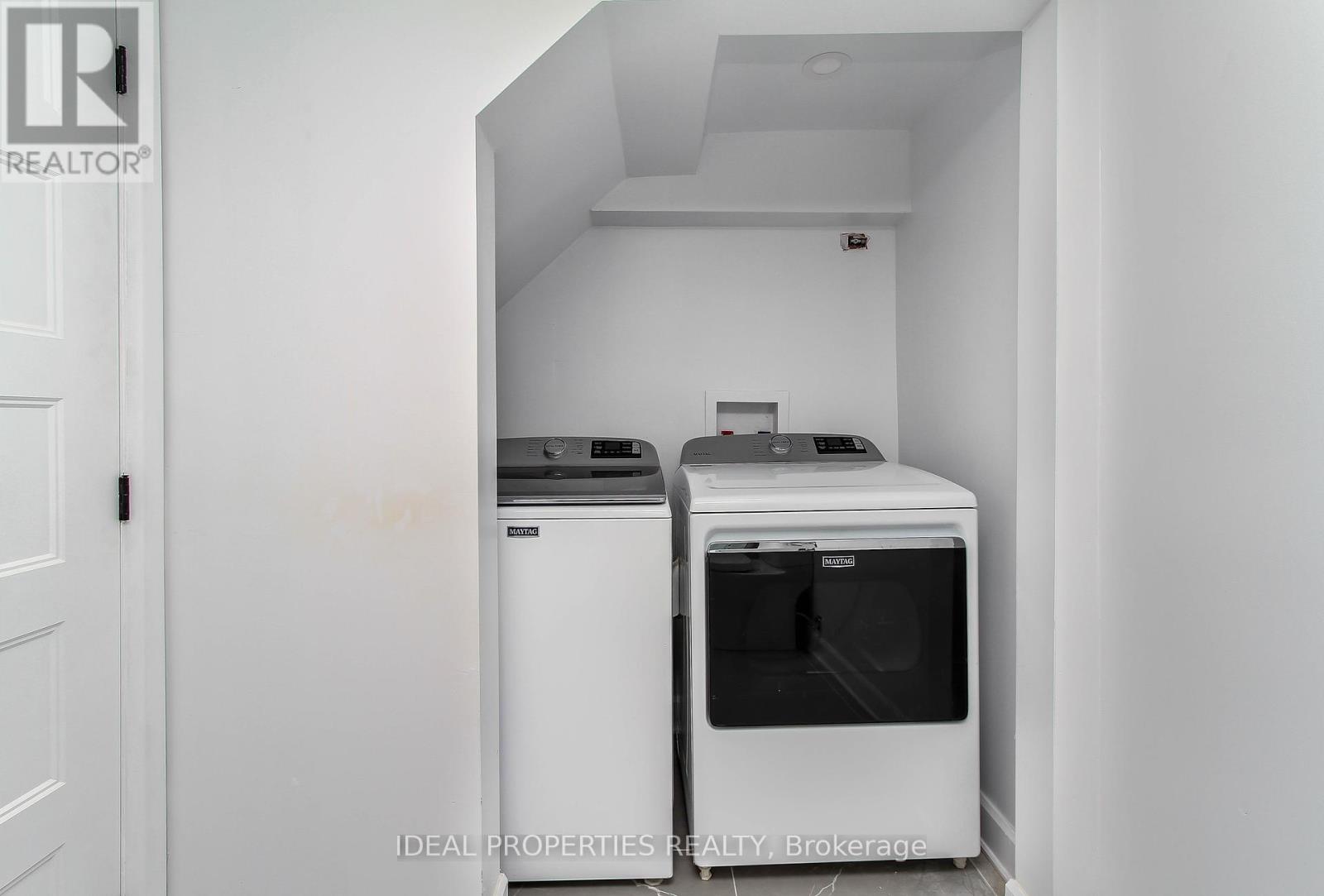 Photo 37 of 1796 Saunderson Drive, Ottawa ON