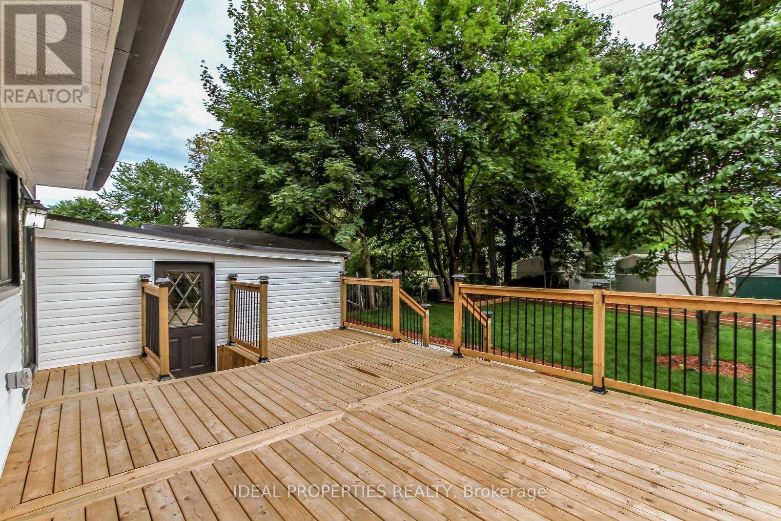 Photo 38 of 1796 Saunderson Drive, Ottawa ON