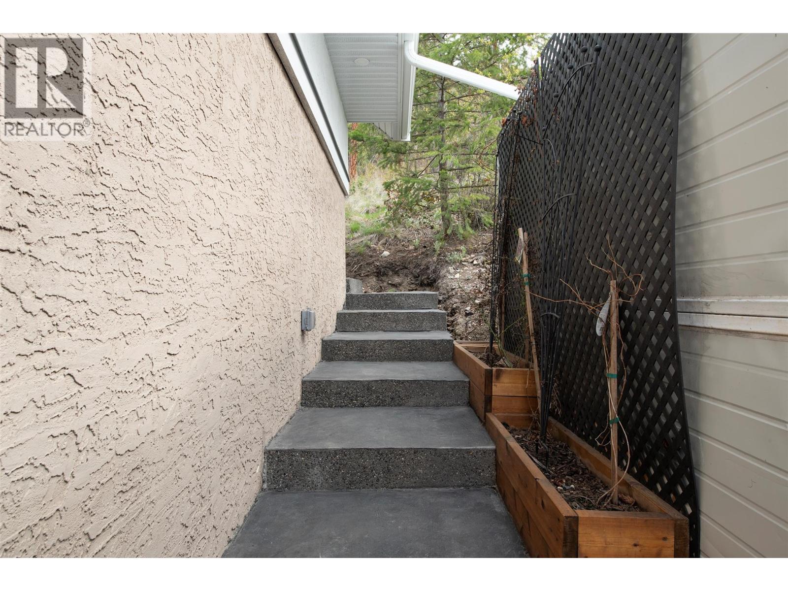 Photo 57 of 1175 Toovey Road, Kelowna BC