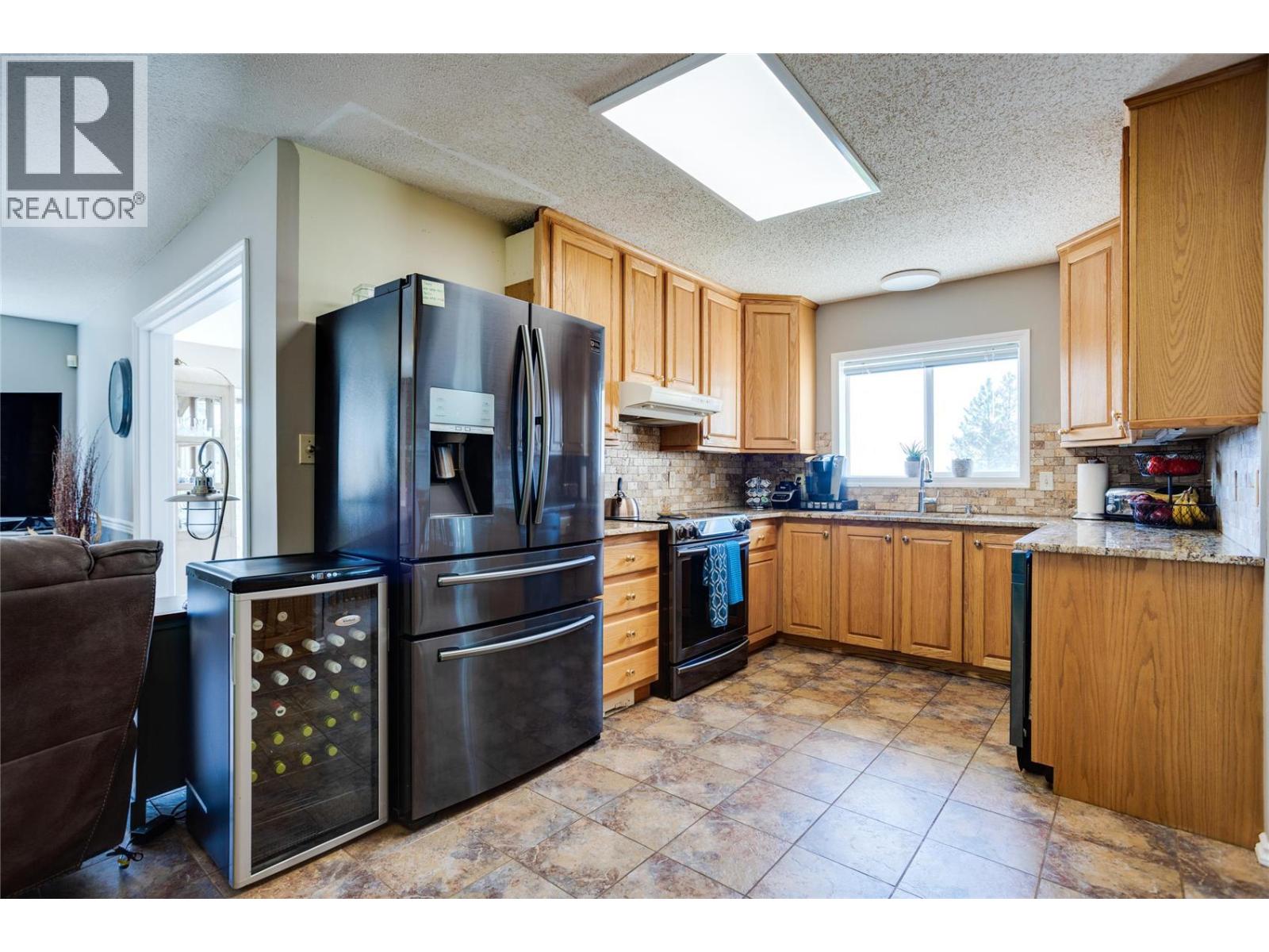 Photo 13 of 1175 Toovey Road, Kelowna BC