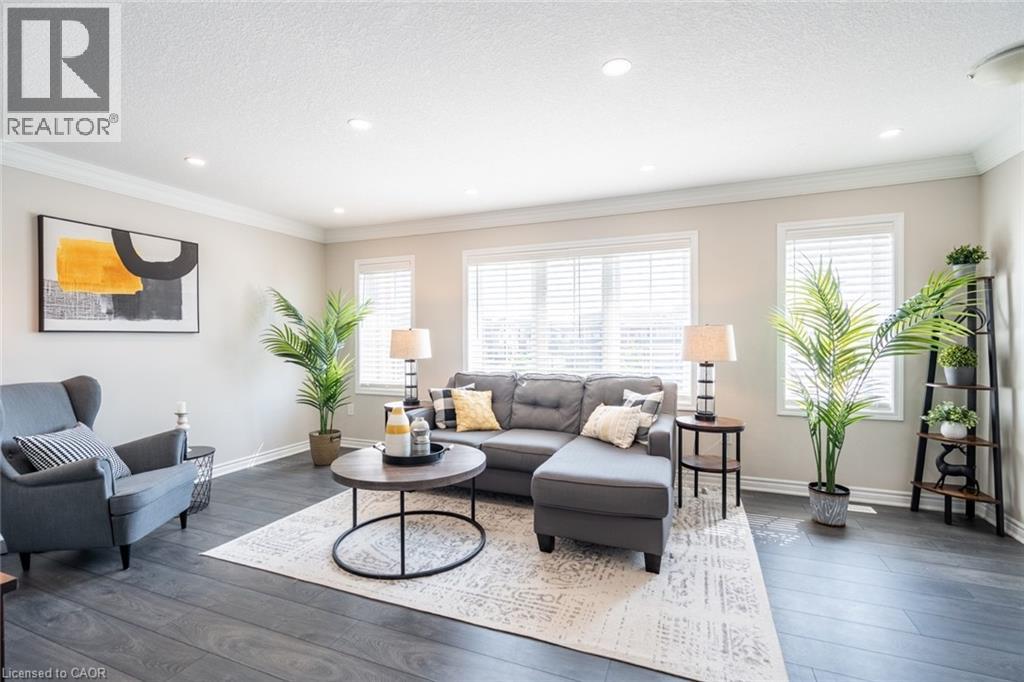 Photo 41 of 230 Avonsyde Boulevard Unit 15, Waterdown ON