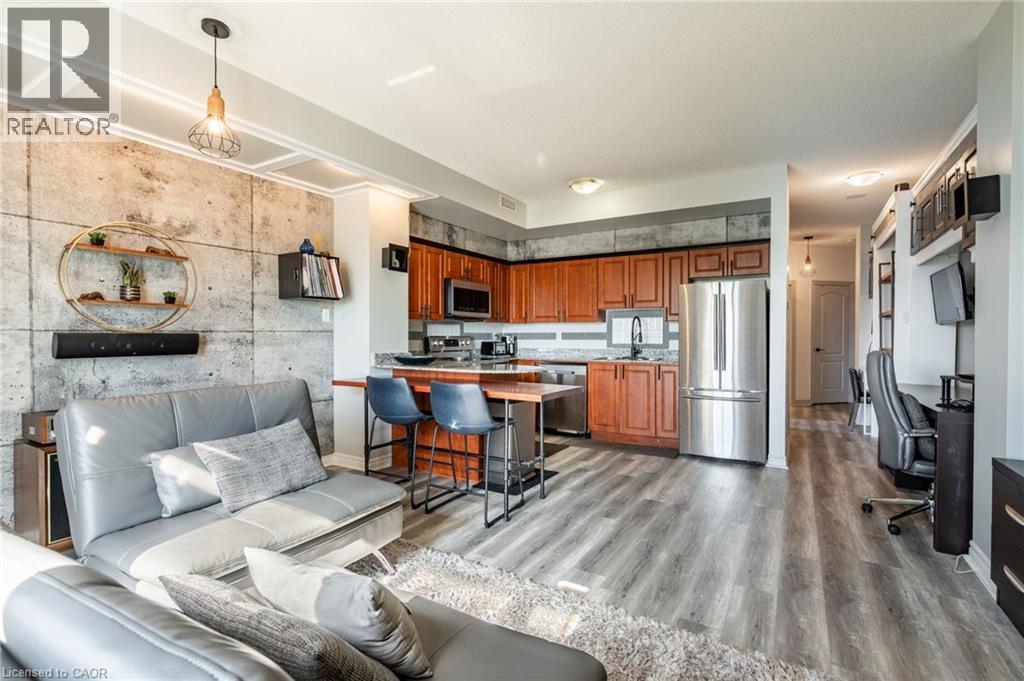 Photo 3 of 135 James Street S Unit 612, Hamilton ON