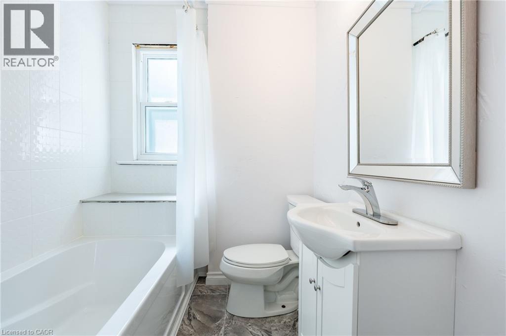 Photo 34 of 7 1 2 Huron Street, Hamilton ON