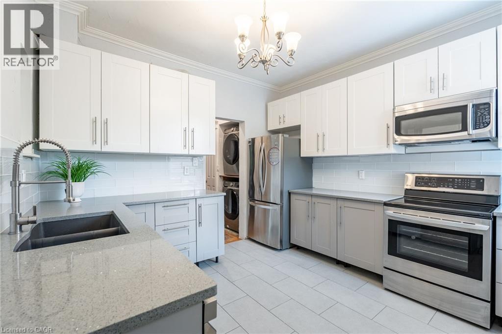 Photo 19 of 7 1 2 Huron Street, Hamilton ON