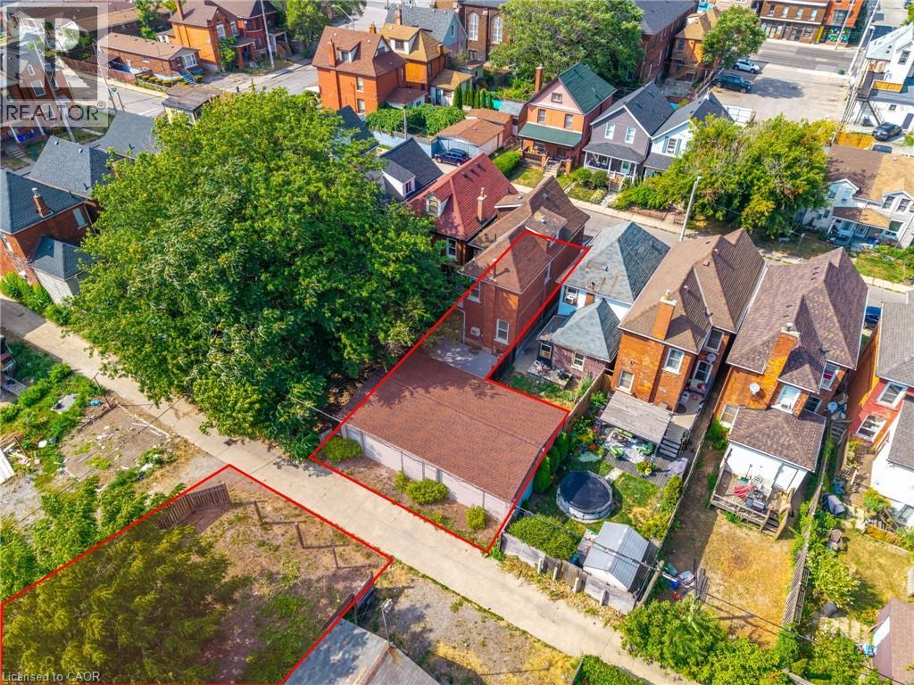 Photo 11 of 7 1 2 Huron Street, Hamilton ON