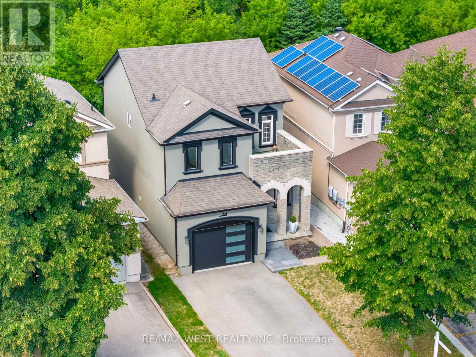 Photo 27 of 34 Willow Tree Street, Vaughan ON