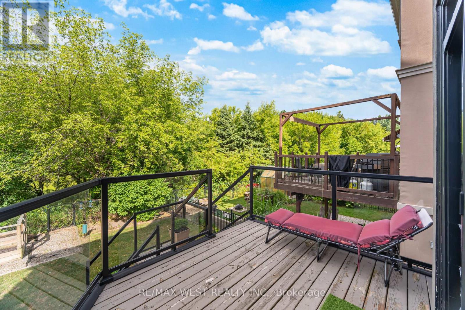 Photo 37 of 34 Willow Tree Street, Vaughan ON