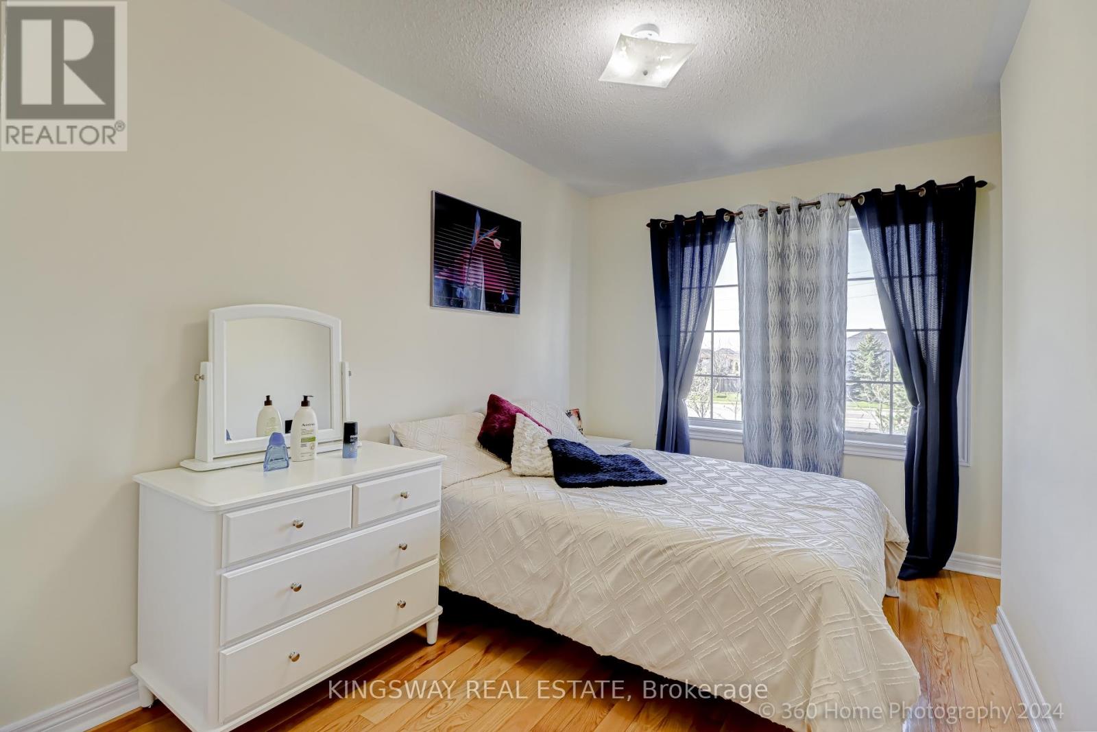 Photo 19 of 485 Meadowridge Court, Mississauga ON