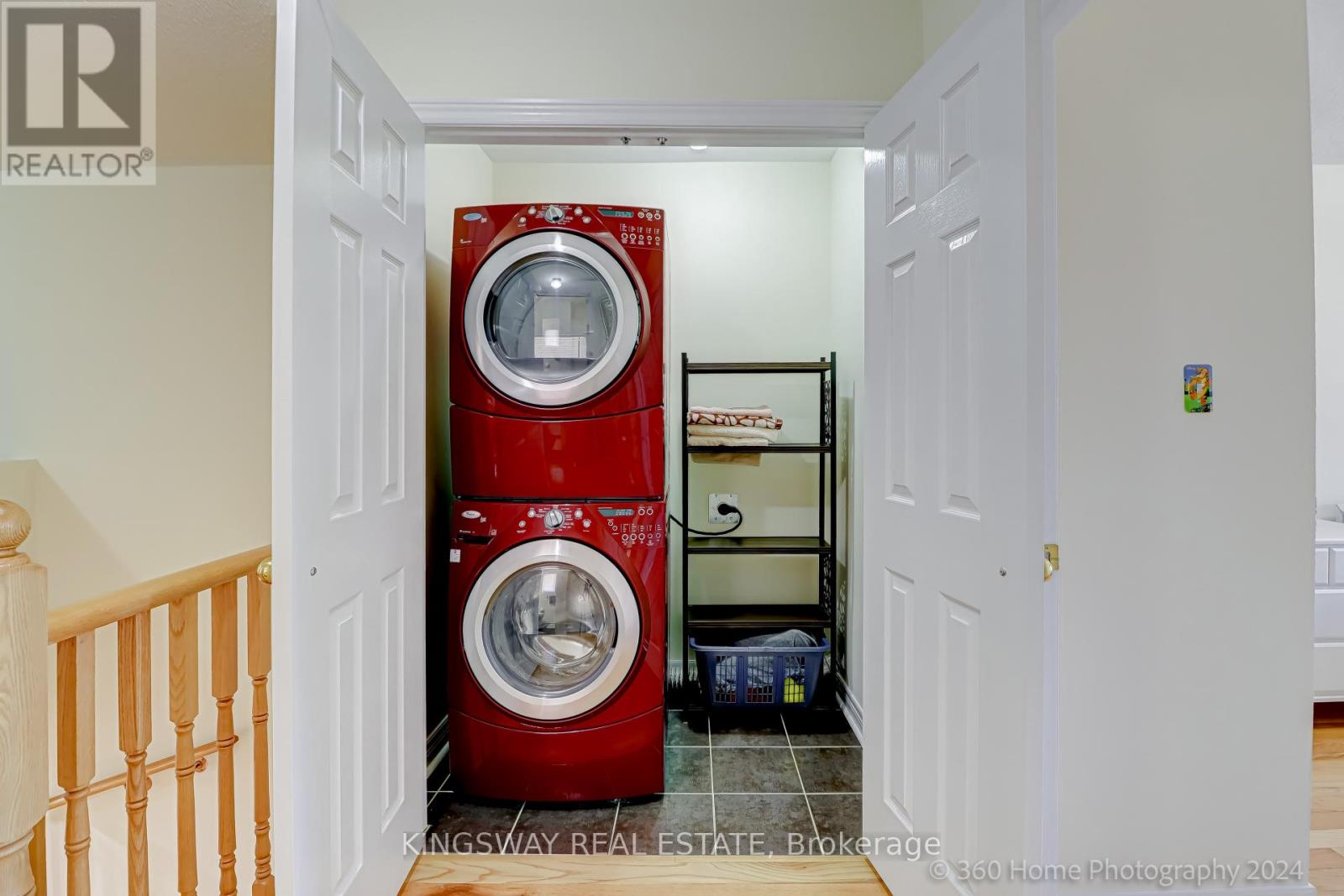 Photo 25 of 485 Meadowridge Court, Mississauga ON