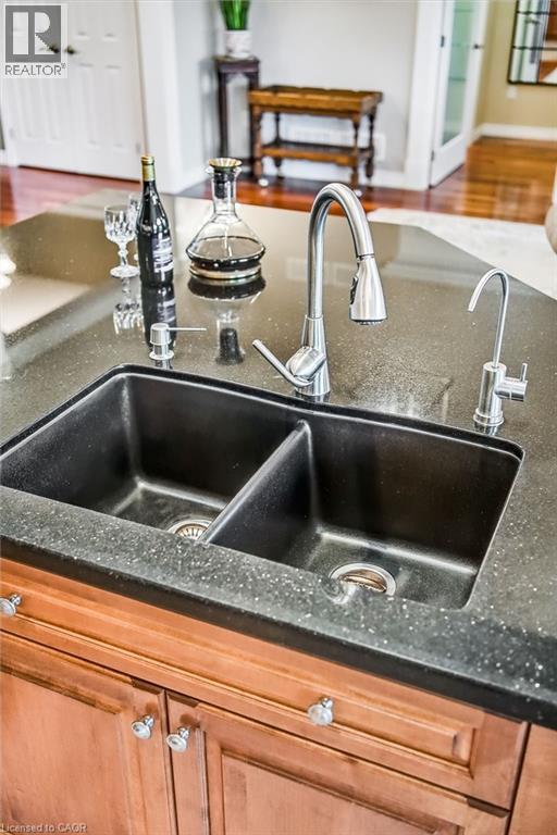 Photo 41 of 19 Simmonds Drive Unit 14, Guelph ON