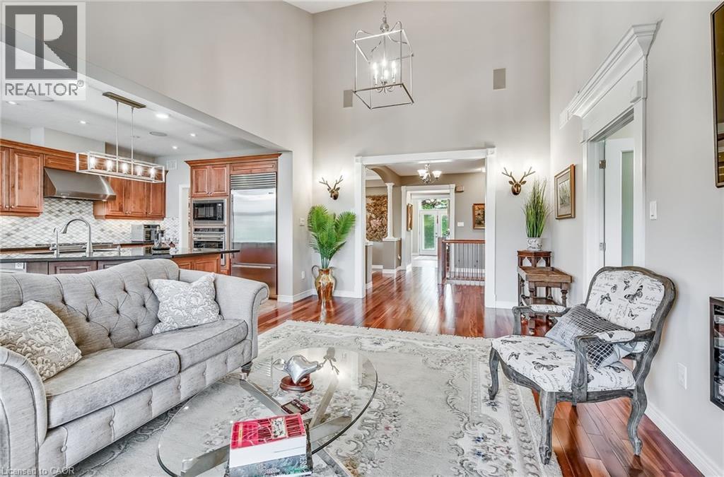 Photo 6 of 19 Simmonds Drive Unit 14, Guelph ON