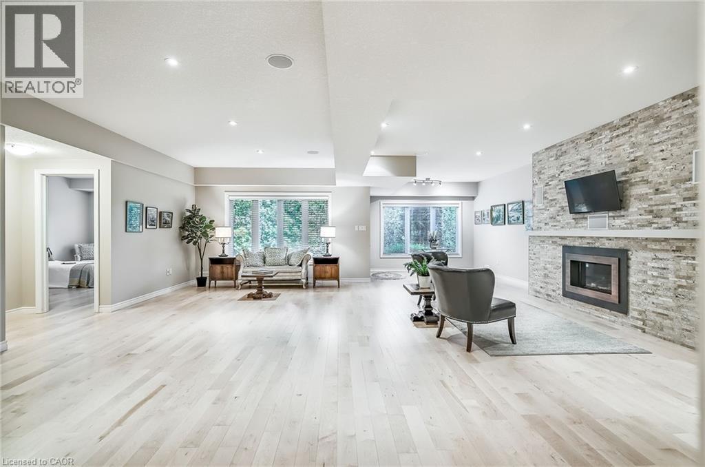 Photo 15 of 19 Simmonds Drive Unit 14, Guelph ON