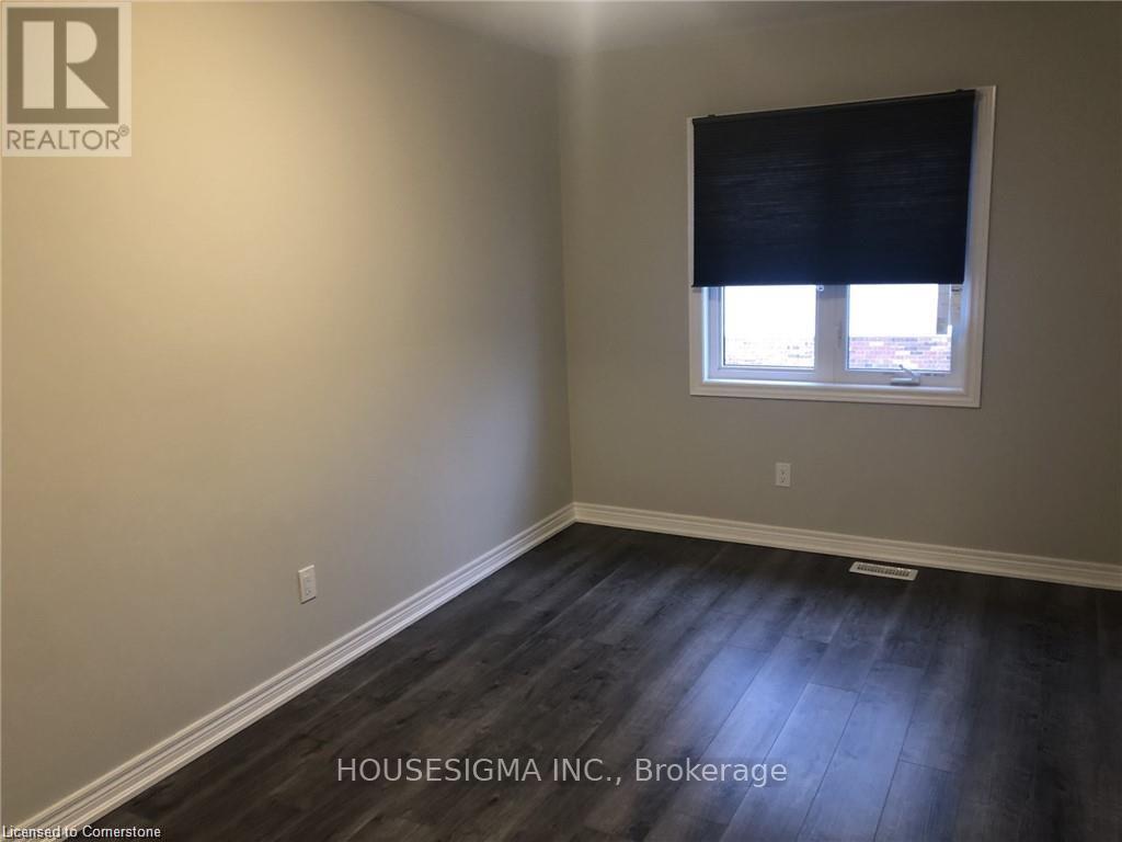 Photo 8 of 6 30 Mia Drive, Hamilton ON
