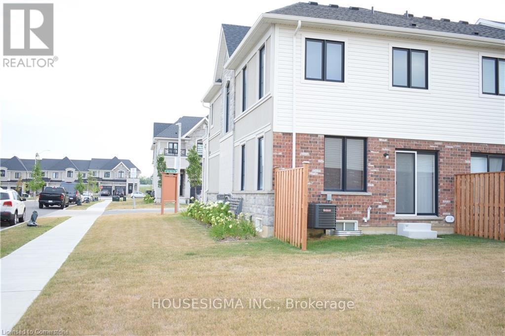 Photo 4 of 6 30 Mia Drive, Hamilton ON