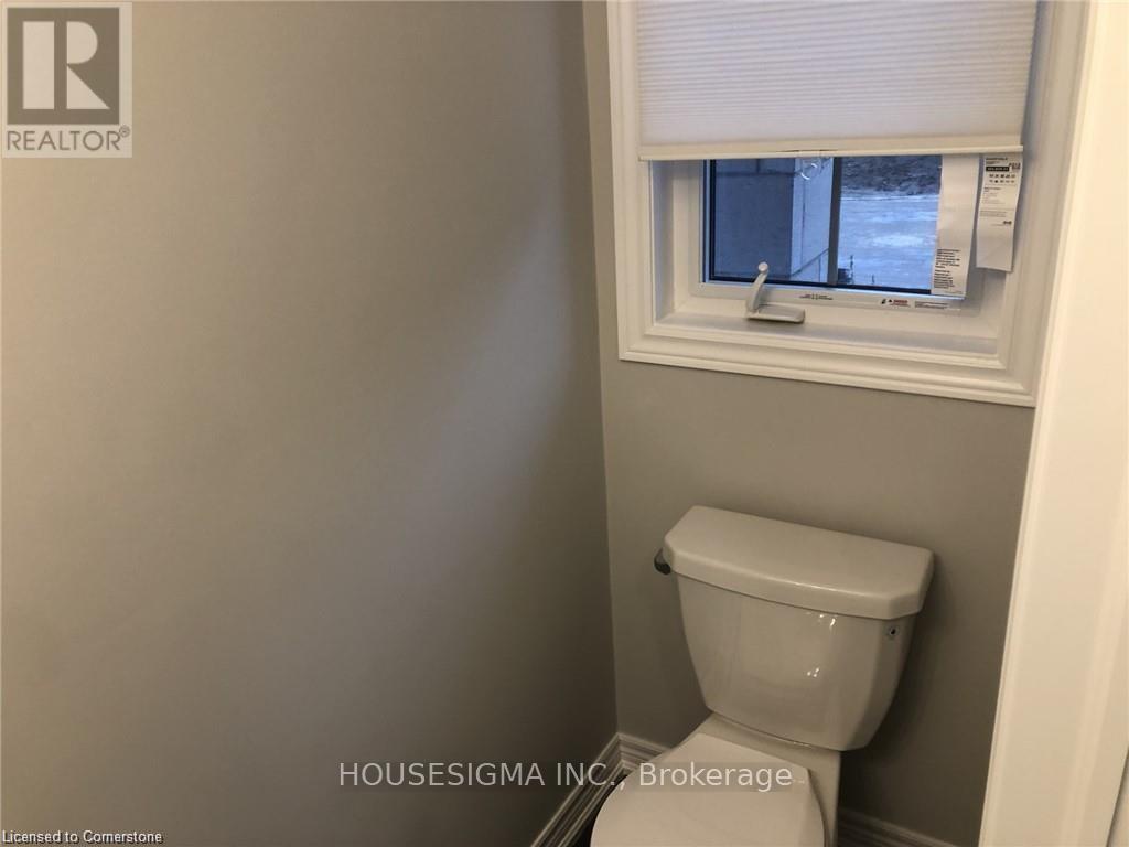 Photo 25 of 6 30 Mia Drive, Hamilton ON