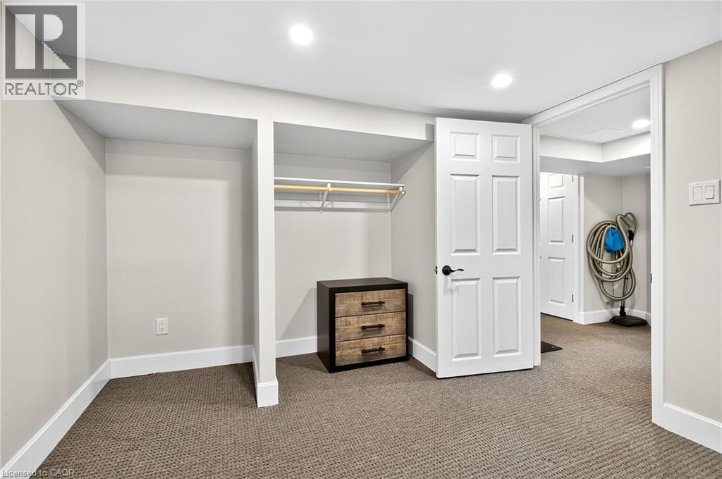 Photo 22 of 71 East 39th Street Unit Basement, Hamilton ON
