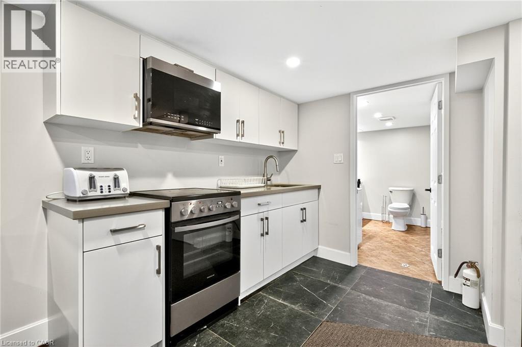 Photo 8 of 71 East 39th Street Unit Basement, Hamilton ON