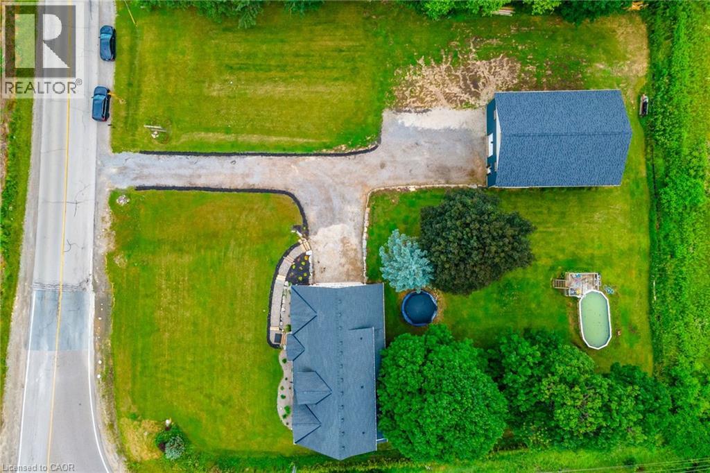 Photo 31 of 4 Concession 11 Road E, Freelton ON