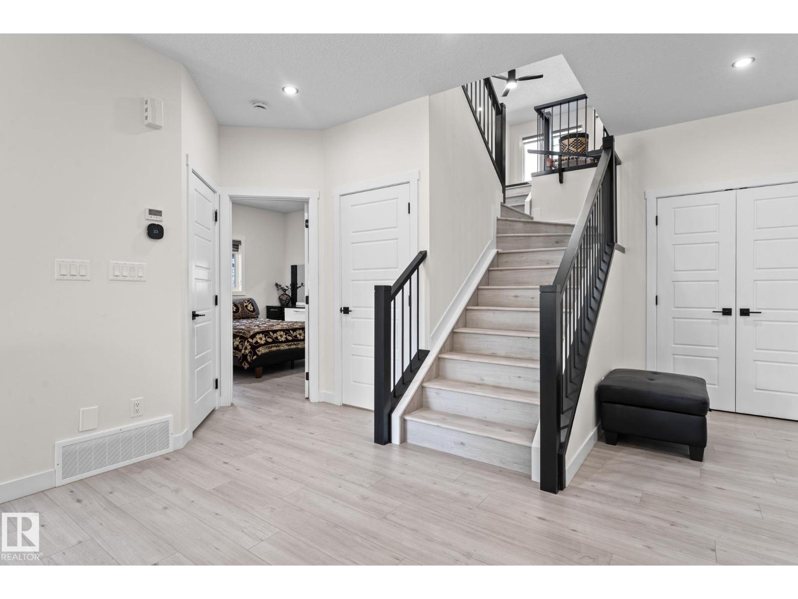 Photo 53 of 4519 53 Av, Leduc AB