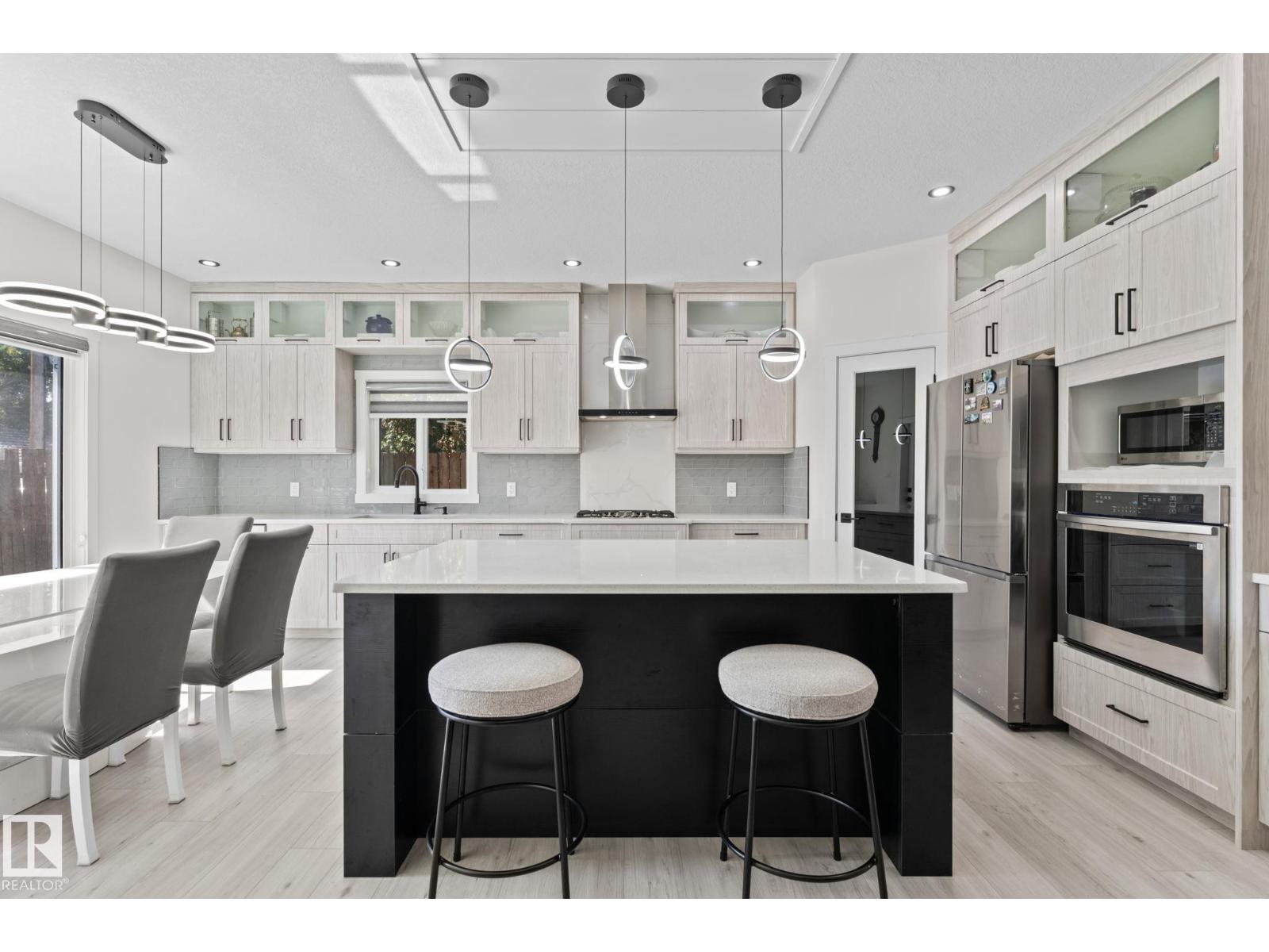 Photo 61 of 4519 53 Av, Leduc AB