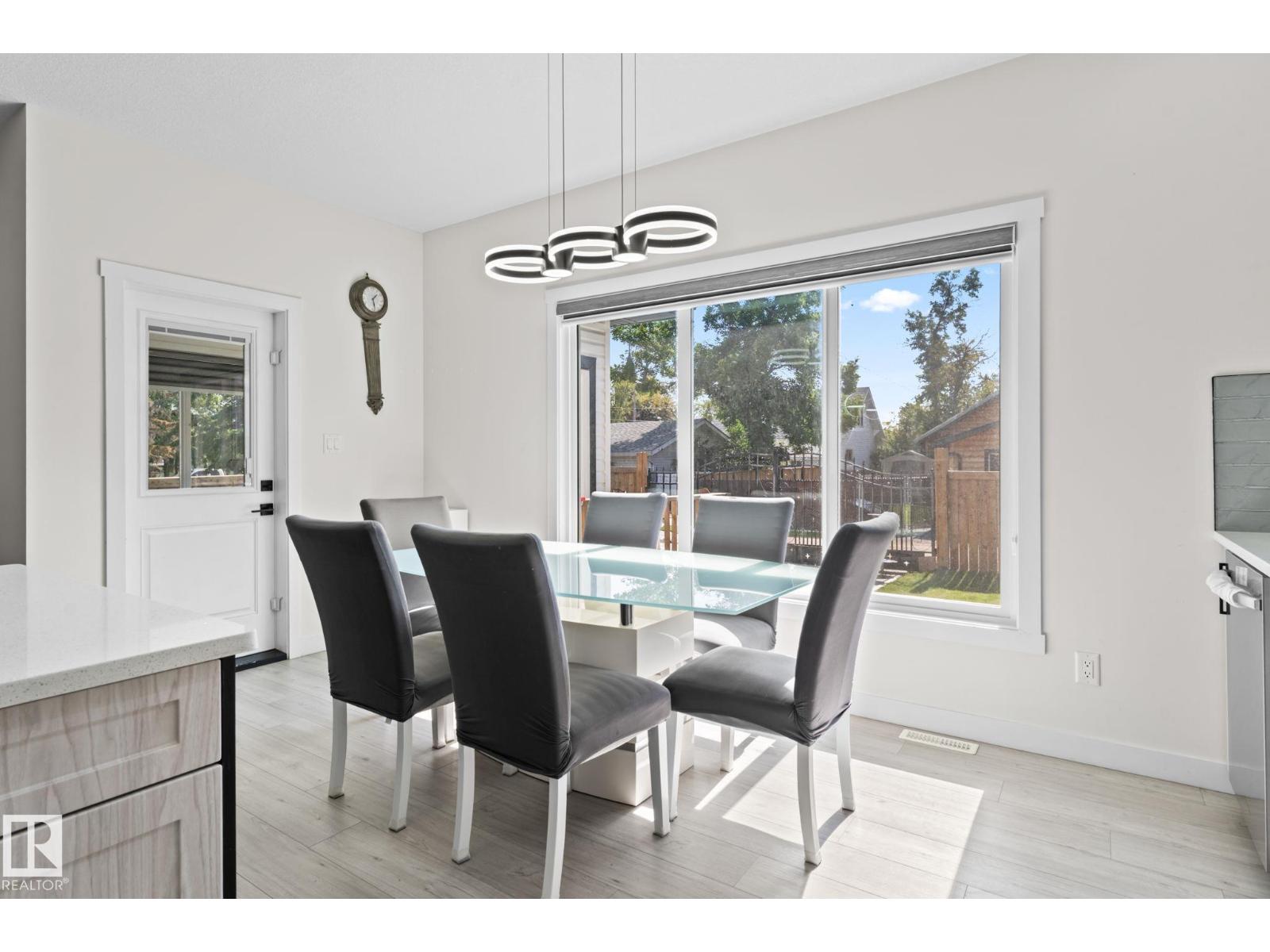 Photo 70 of 4519 53 Av, Leduc AB