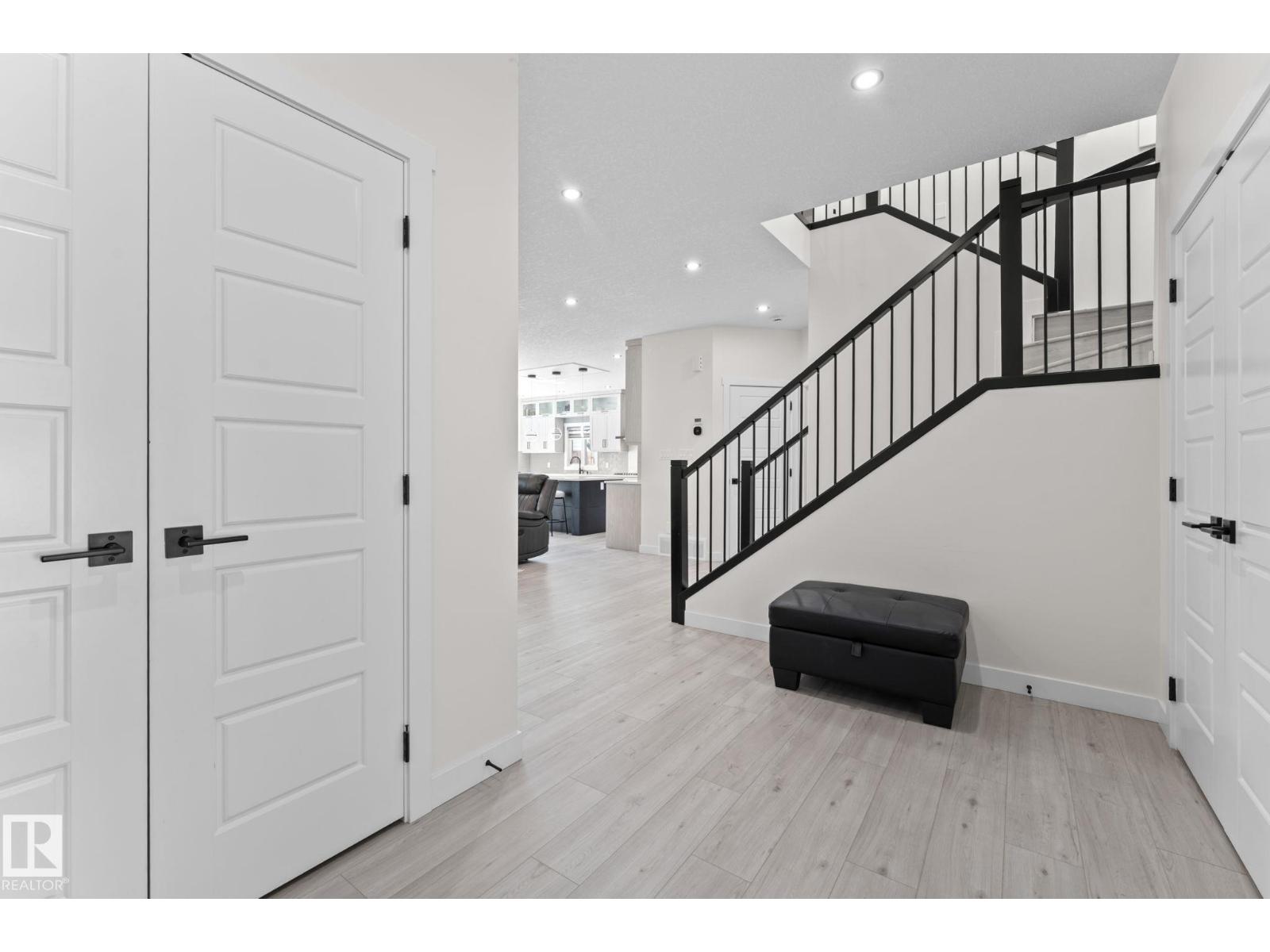 Photo 13 of 4519 53 Av, Leduc AB