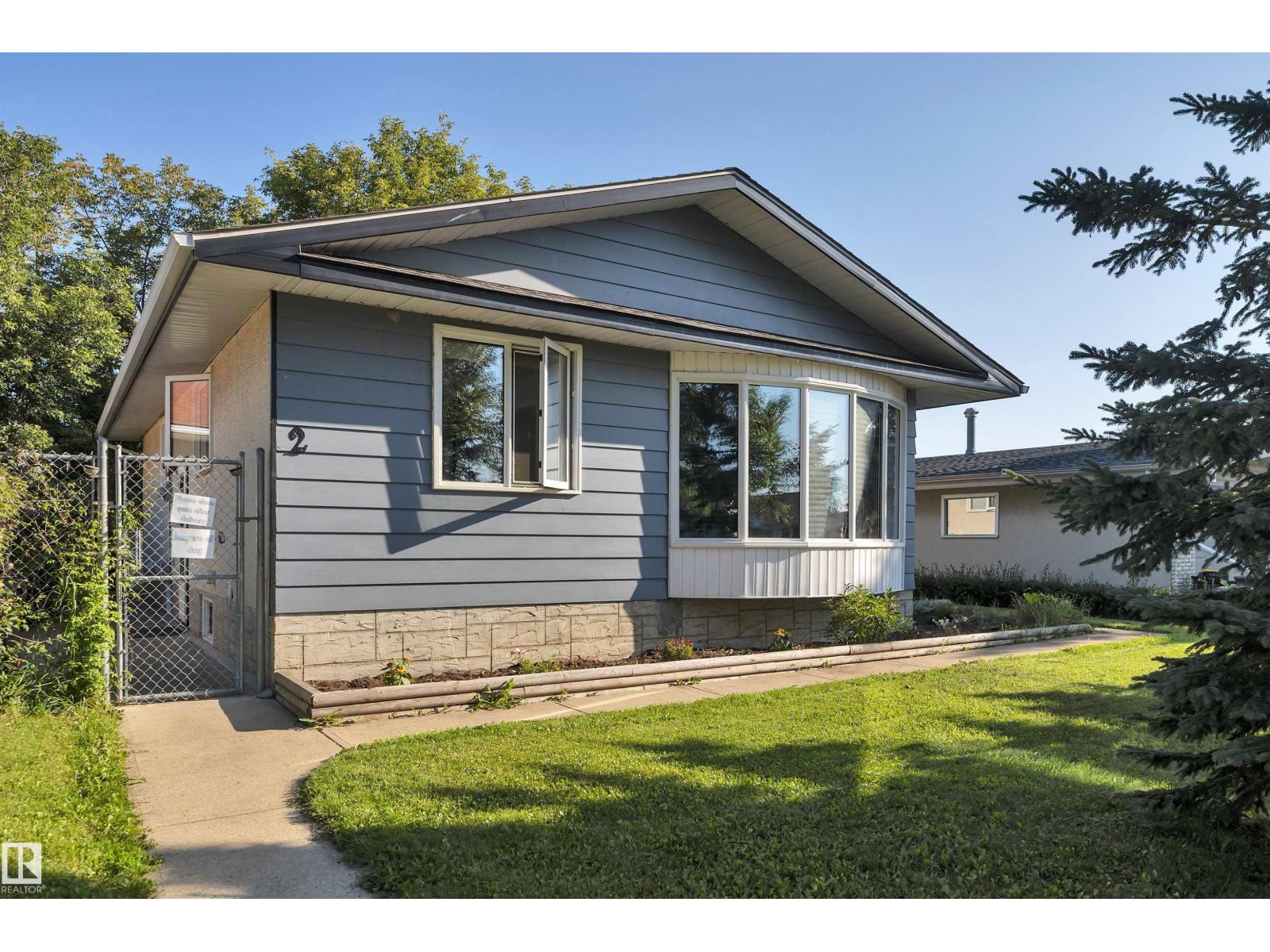 Photo 5 of 2 Camelot Pl, Leduc AB