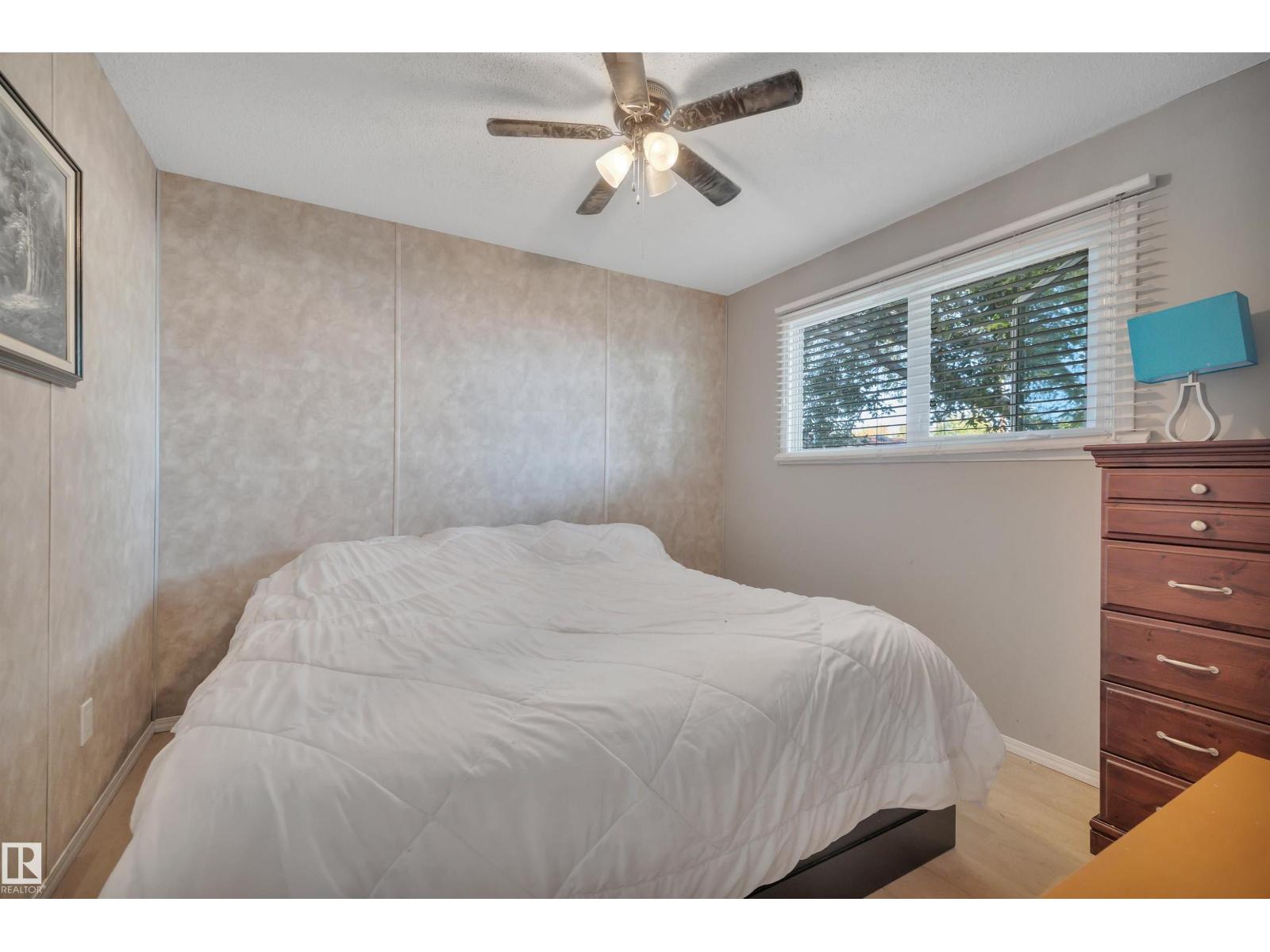 Photo 33 of 2 Camelot Pl, Leduc AB