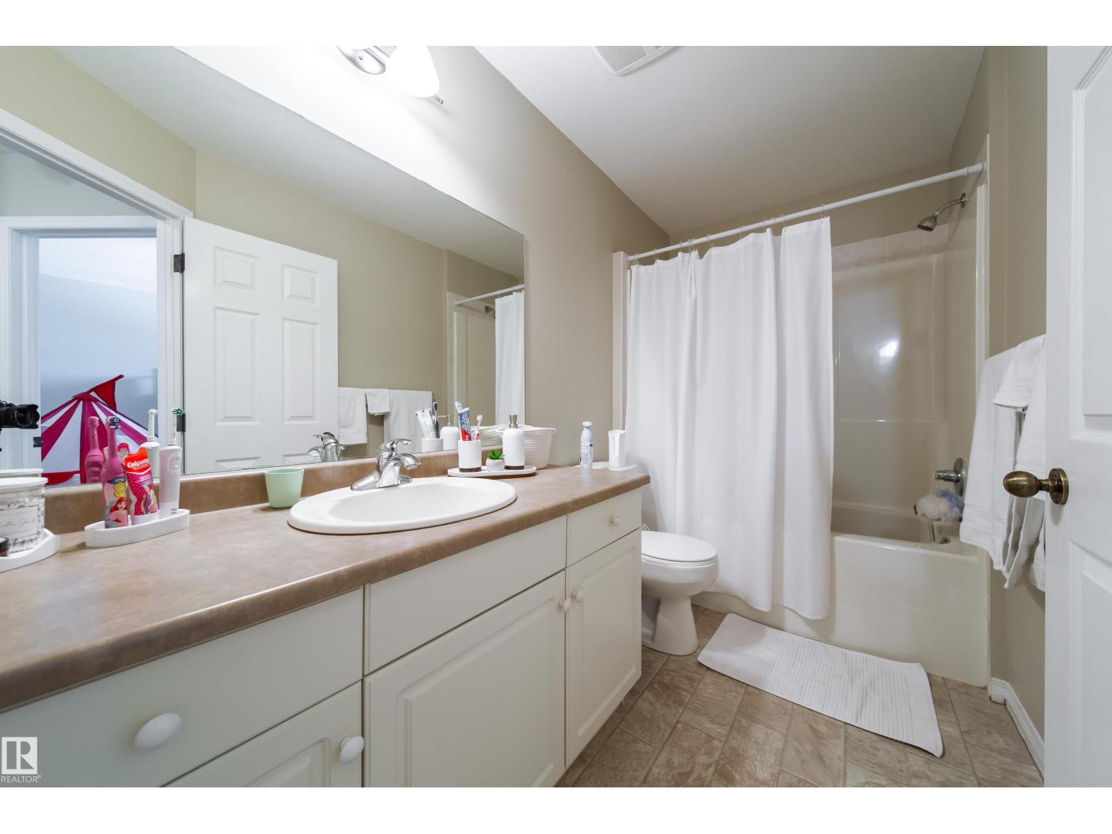 Photo 44 of 8118 8120 81 Av Nw, Edmonton AB