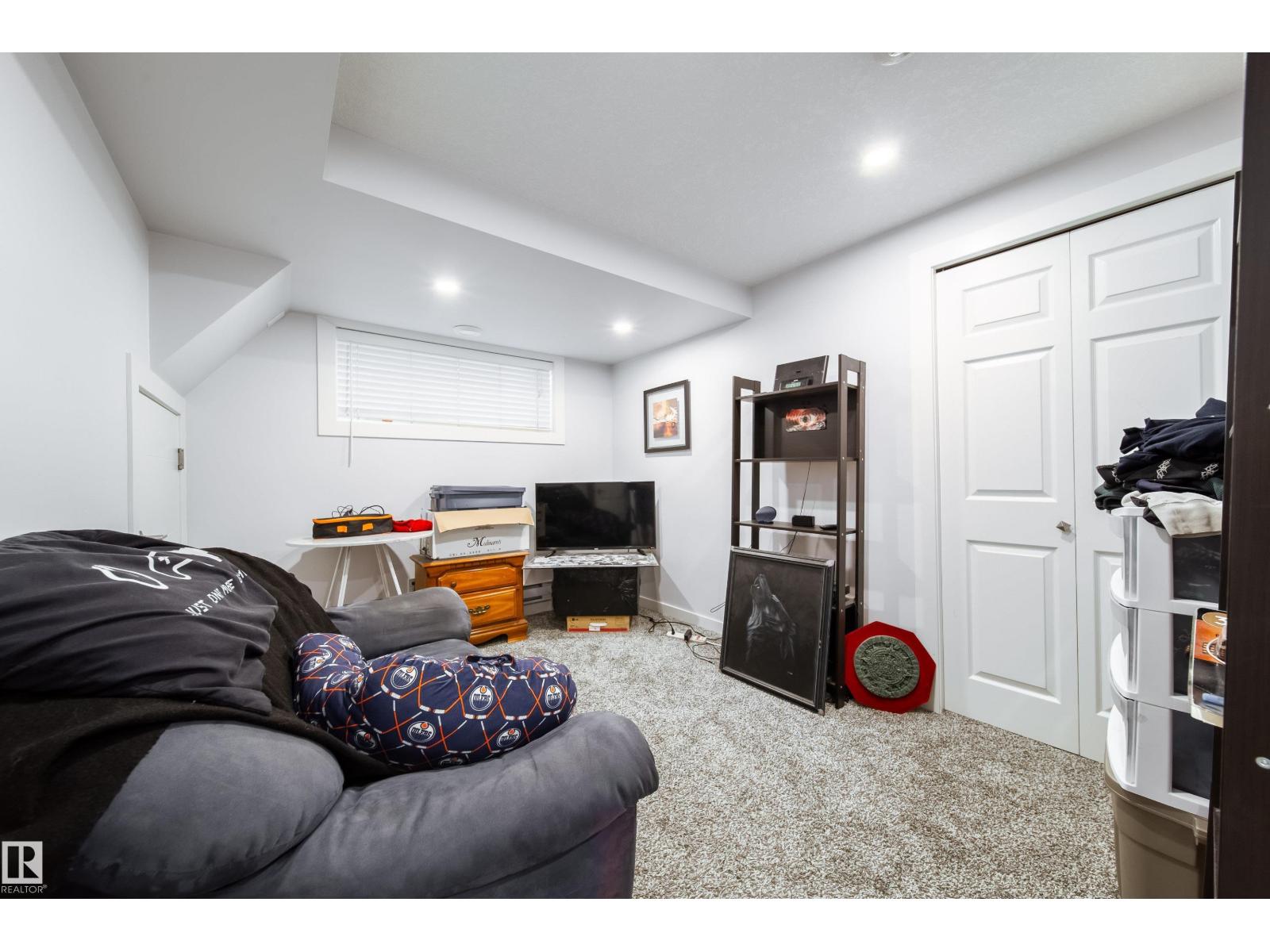 Photo 3 of 8118 8120 81 Av Nw, Edmonton AB