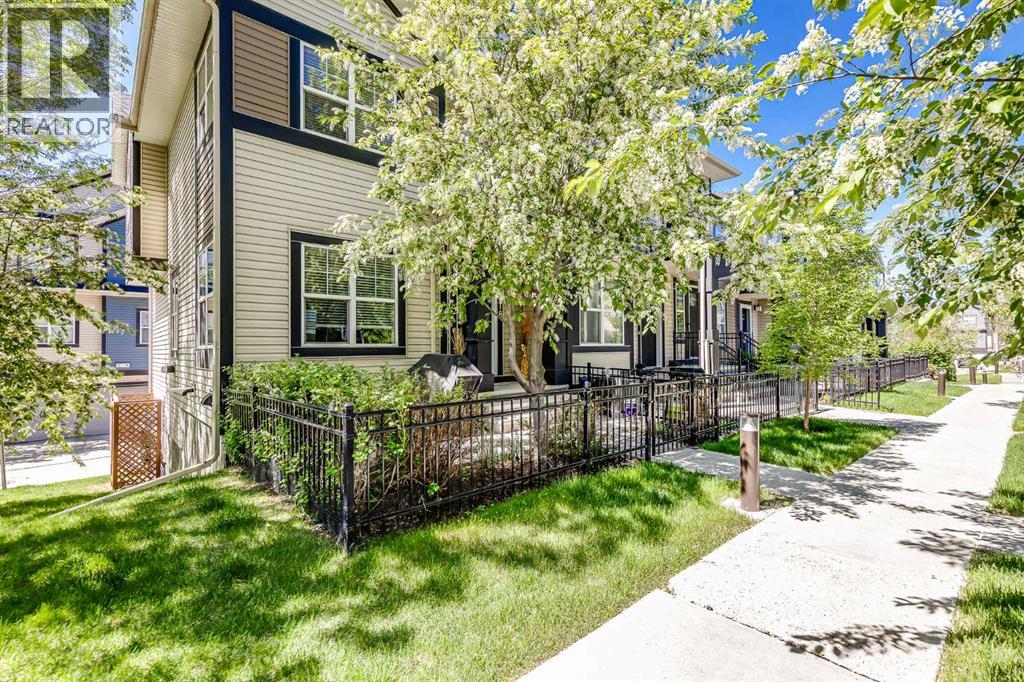 1118 Mckenzie Towne Row SE, Calgary, Alberta