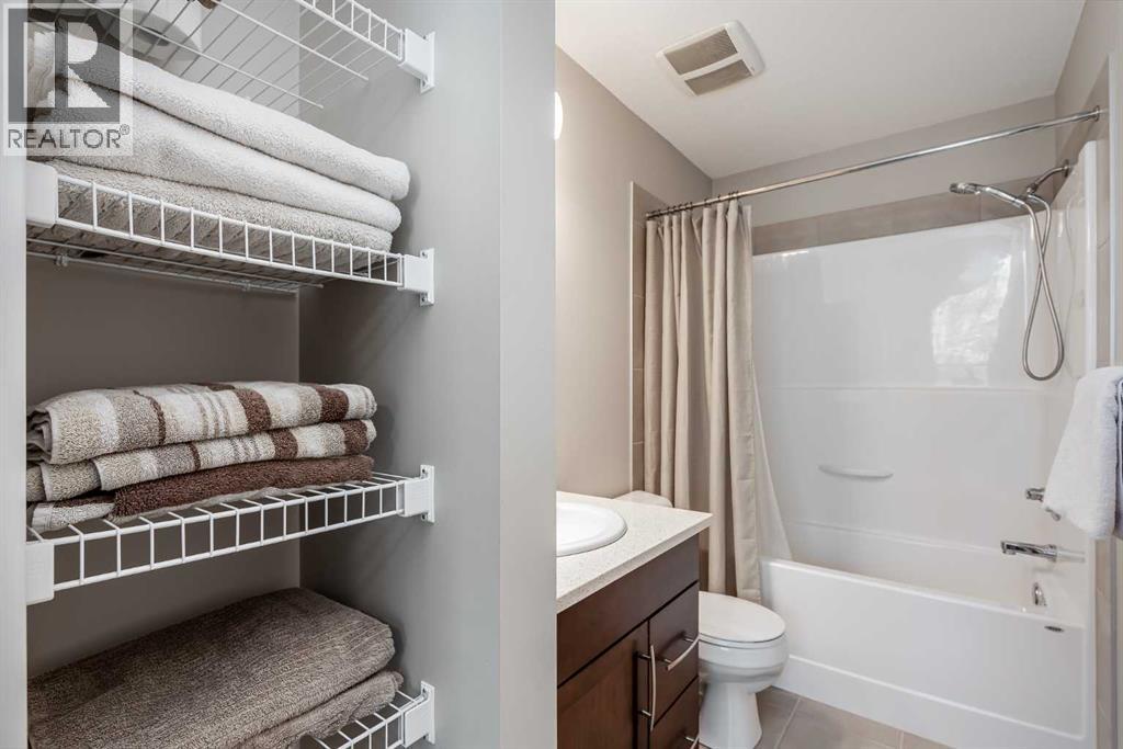 Single Family House for Sale in  Mckenzie Towne Row SE McKenzie Towne Calgary 