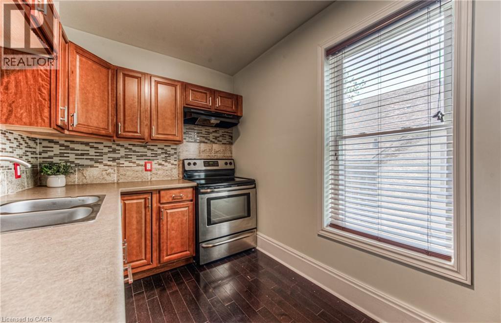 Photo 8 of 45 Brubacher Street, Kitchener ON