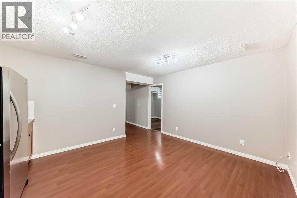 Single Family House for Sale in  Covepark Mews NE Coventry Hills Calgary 
