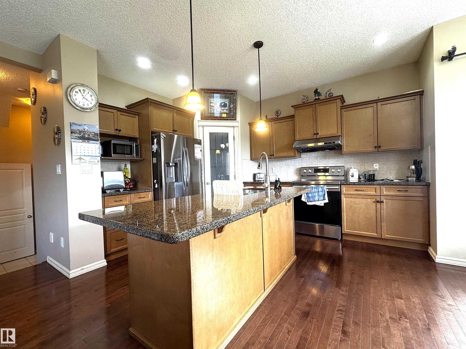 Photo 30 of 3756 13 St Nw, Edmonton AB