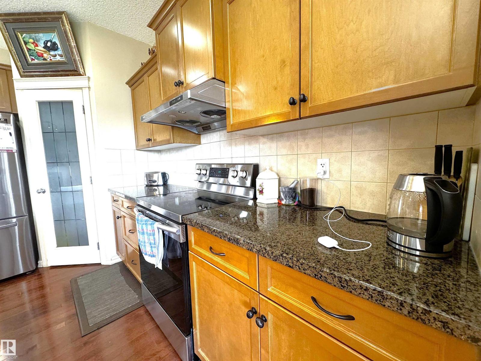 Photo 37 of 3756 13 St Nw, Edmonton AB